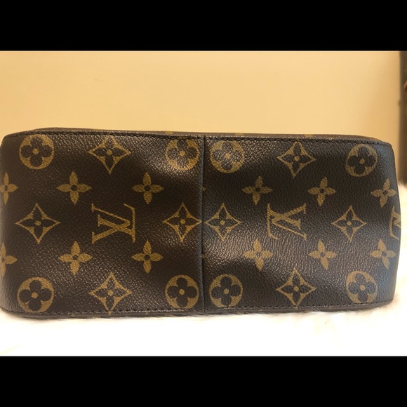 āSoldāLouis Vuitton Looping MM - Picture 4 of 9